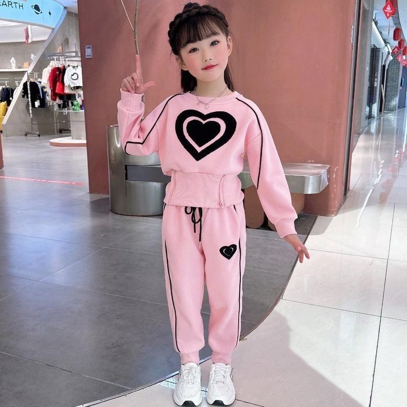 Bộ in TRÁI TIM  chất vải cotton da cá tàu   dành cho bé gái từ 15-42 kgg. 1