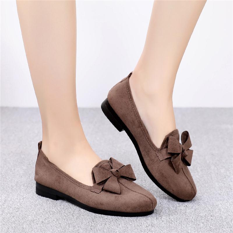 Spring Old Beijing Cloth Shoes Women's Shoes Black Work Shoes Bow Flat Gommino Women's Shoes Breathable Mom Shoes 4