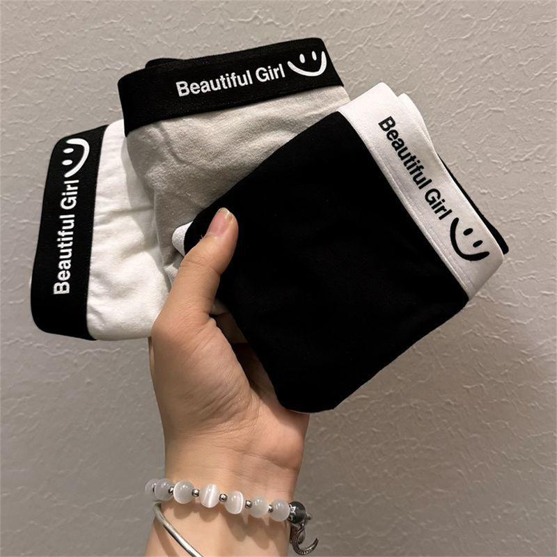 Product Introduction of Soft Cotton Underwear For Women - 3-Piece Low Rise Panty Set With Breathable Fabric Comfort Comfortable Womenswear Everyday Innerwear Print 27