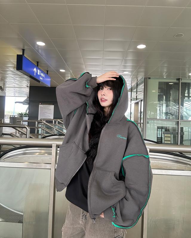 Áo Khoác Nỉ Hoodie Zip Phối Lé Form Oversize RAWMATER HDZ.02 2