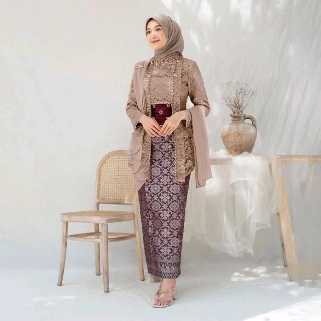 DEBATIK - Setelan Kebaya Batik Kutubaru Laksmi Kutubaru Kebaya Lamaran Modern Kebaya Wisuda 2025 Kebaya Bridesmaid Kondangan Baju Pesta Wanita Brokat Dress Payet Motif Mewah Kombinasi Katun Songket