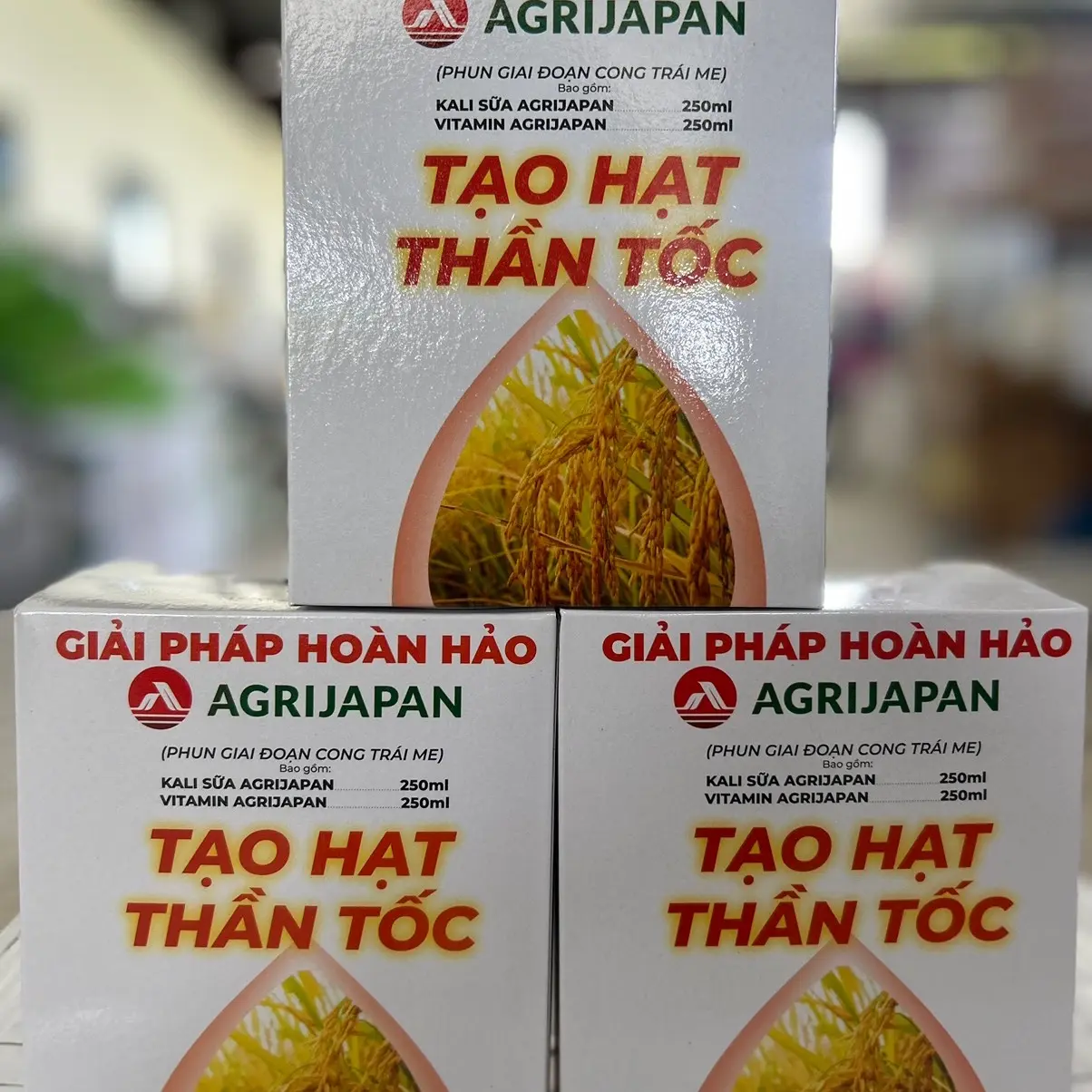 Phân bón lá hiệu Tạo Hạt Thần Tốc cặp 250ml