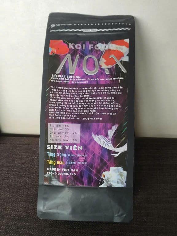 NO1 Cám No1 Mix là dạng cám tổng hợp size hạt 4mm cho hồ kính nuôi cá vàng chép sư tử phi tần cám cá koi gói đóng trong túi zip 1000gr