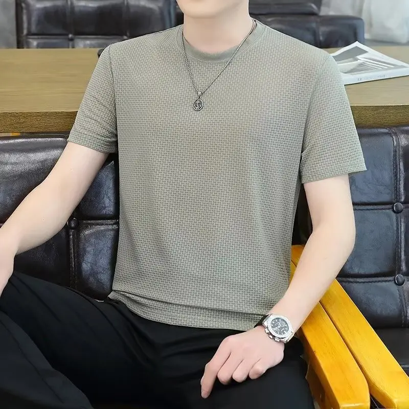 Áo Thường Ngày Cho Nam, Màu Trơn Cổ Tròn, Mỏng Và Thoáng Khí, Làm Bằng Lụa Lạnh Cảm Giác Ngầu Dáng Rộng Vừa Vặn, Co Giãn Và Thoáng Khí, Áo Thun Tay Lửng Mùa Hè