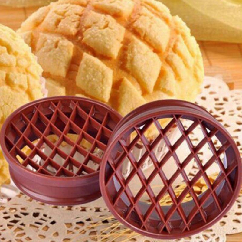 Product Introduction of Pemotong Pembuat Donat, 4pcs / set, Acuan Kek, Bentuk Bunga dan Hati, Kek Fudge, Roti dan Pencuci Mulut, Acuan Bakeri, Acuan Jeli dan Acuan Coklat, Alat Pembakar 14