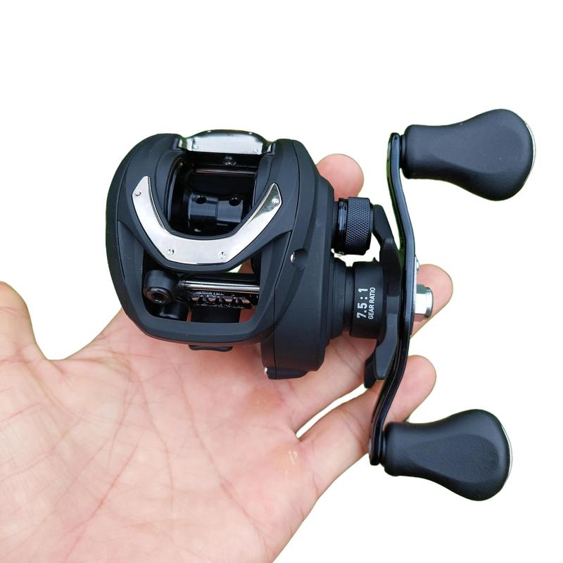 Máy Câu Lure Ngang Daiwa CC80HSL Màu Đen Mờ Bắt Cá Đi Câu Fishing Câu Cá