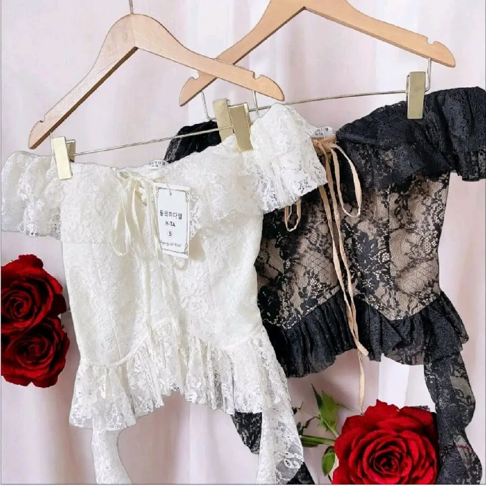 áo ren trễ vai kèm tua rua bánh bèo