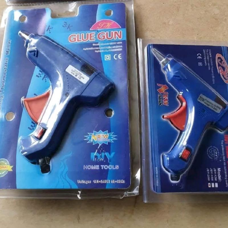  SÚNG BẮN KEO NẾN LOẠI LỚN NHỎ - K KÈM KEO 