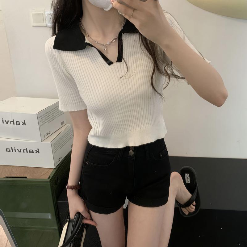 Dahyun Atasan Kaos Knit Crop Top Knitwear 0