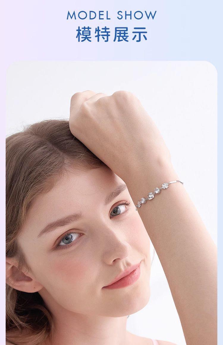 Product Introduction of S925 Sterling Silver Hello Kitty Clover Bracelet 2024 New Light Luxury Niche Design High-end Versatile Jewelry 5