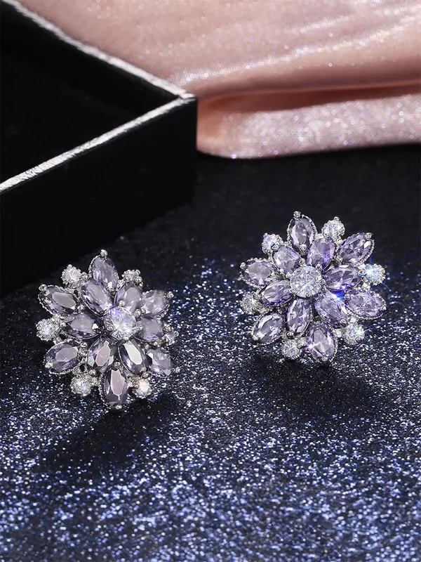 1 Pair Artificial Gemstone Decor Hollow out Flower Design Stud Earrings, Elegant Matching Jewelry for Party, Trendy Daily Clothing Decor for Girl 7