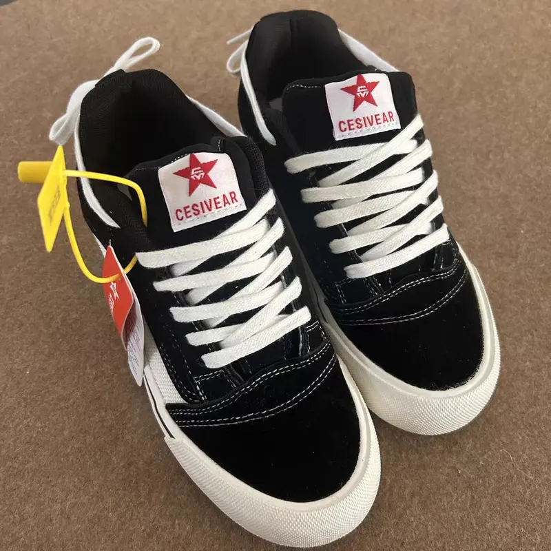Giày sneaker nam nữ kiểu dáng cá tính chất liệu da lộn dày dặn 5