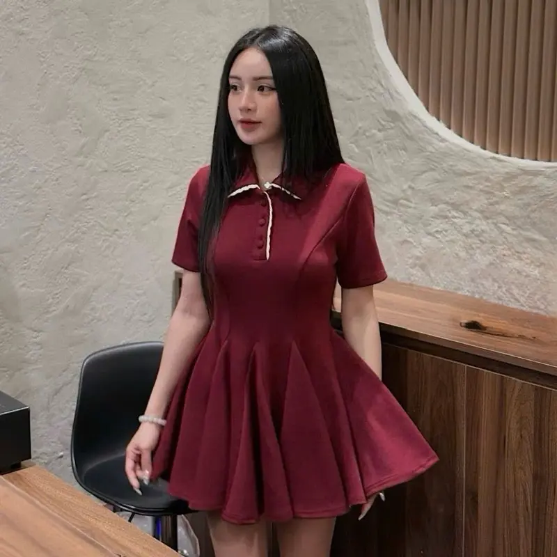 Hàng Qc xinh, Váy nữ chất mì cổ viền ren mix cùng chân váy xoè hàng thiết kế chất mì co dãn cực mượt sét  váy áo đỏ trắng  váy   áo ngắn   váy vai trễ   màu nâu   nhung  thun suông body set  ren Women Voi Dress Sen set đầm váy  Voan đầm  bí  ngắn