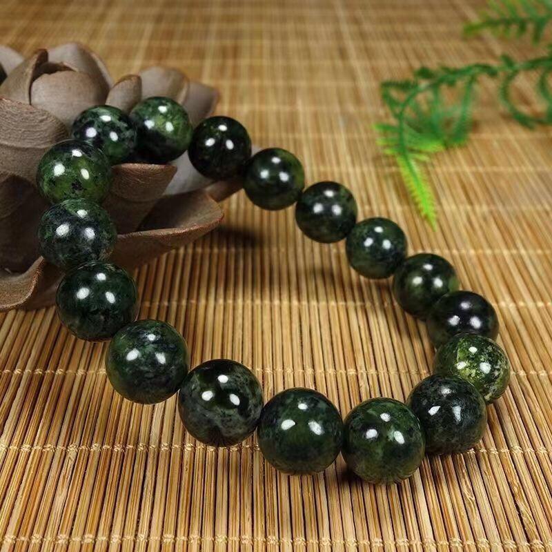 Product Introduction of Tibet Natural Medicine King Stone Serpentine Jade Bracelet for Men and Women Couple's Health Natural Magnetic Therapy 3