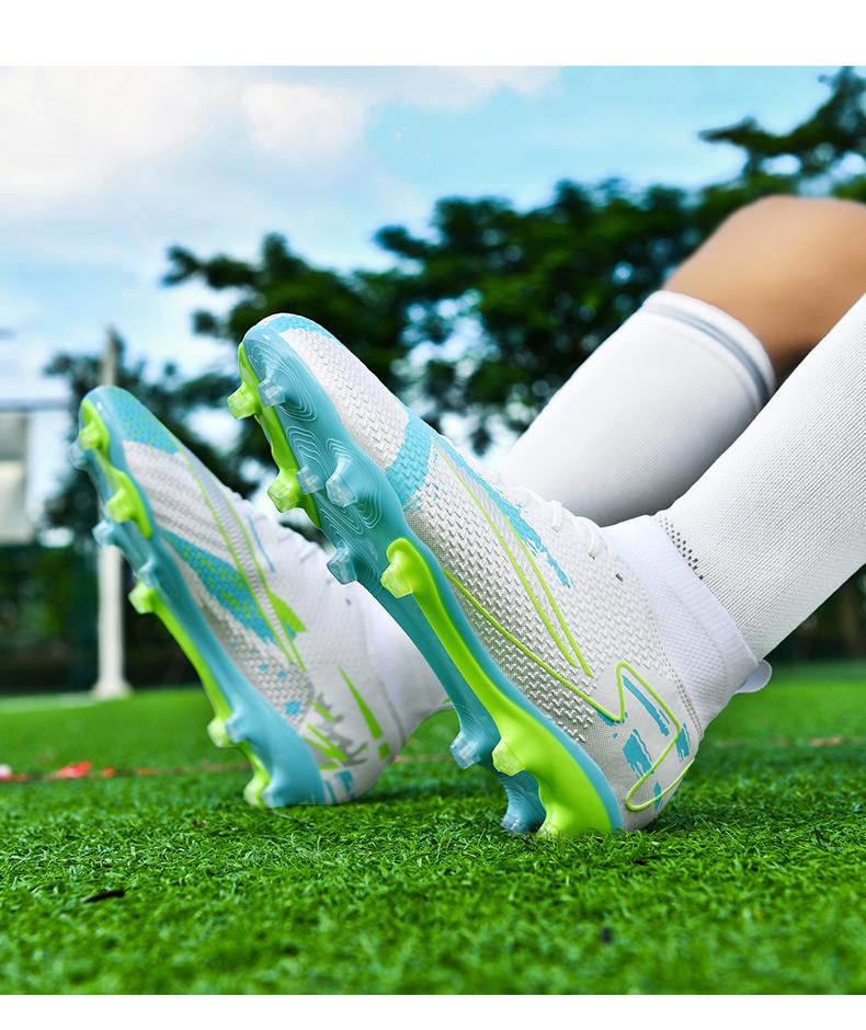 Product Introduction of （SIZE 33-45）Ready Stock Unisex Plus Size Football Shoes Outdoor Futsal Soccer Shoes Non-slip Training Shoes 25