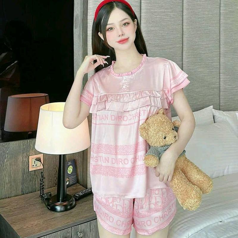 Đồ bộ đùi hoạ tiết hoạt hình tay 2 tầng dễ thương cho nữ 1