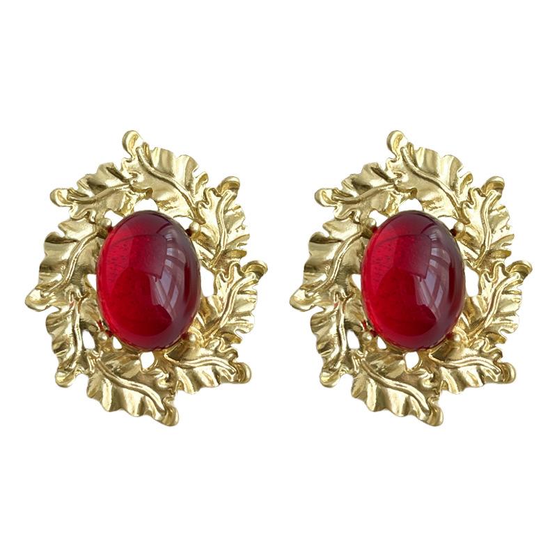 Product Introduction of Vintage Light Antique Style Exaggerated Heavy Industry Earrings French Court Vintage Wine Red Earrings High-Grade Ear Rings 10