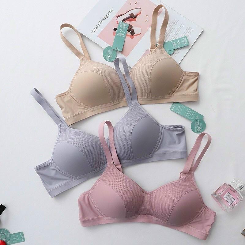 Áo lót su đệm mỏng không gọng thông hơi mềm mịn ôm v1 đẹp MS718 Bigsize Không độn Bra Women Tết XMas Nhung Đen