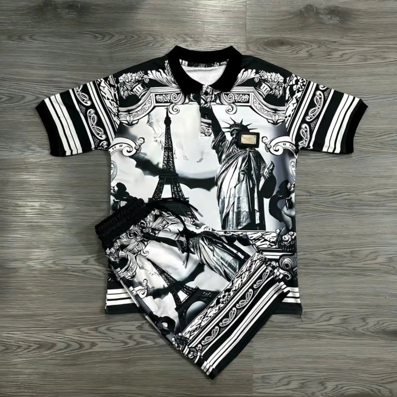 Bộ Quần Áo Polo Đê Gờ Nữ Thần , Logo Kim Loại Nam Menswear