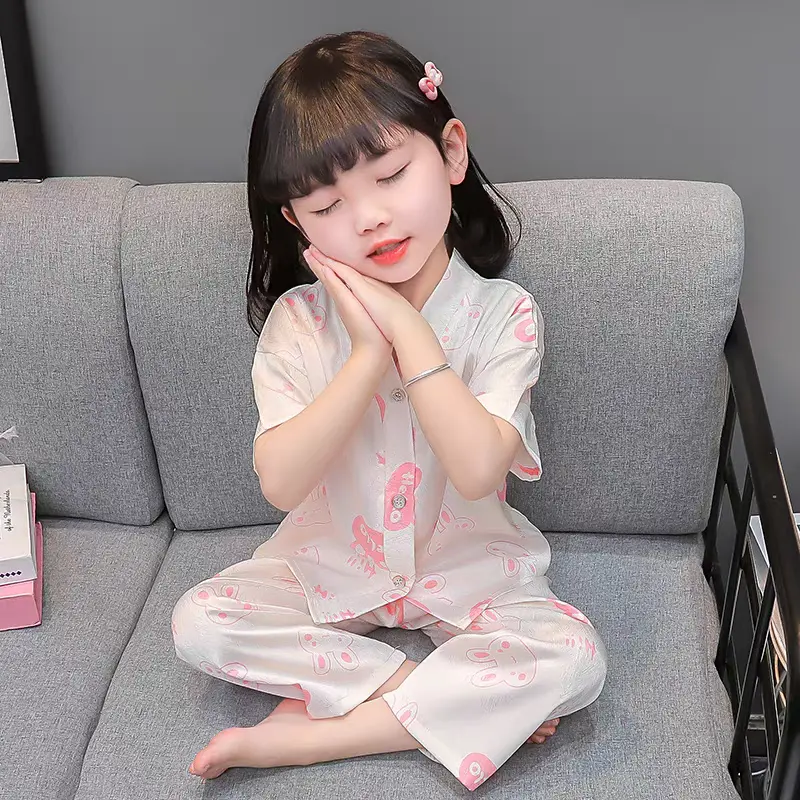 ME BING - [10-25kg] Bộ đồ ngủ lụa sao băng mịn cho bé gái, tay ngắn với những hoạ tiếc xiu đáng yêu, chất mềm mịn mát thích hợp cho mùa hè, bé mặt nhà đi dạo phố. 3