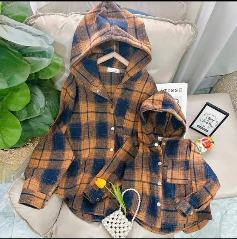 [12-80kg] Áo khoác Dạ chống nắng cho Mẹ, bé Trai và bé Gái hoạ tiết kẻ Caro thời trang 2
