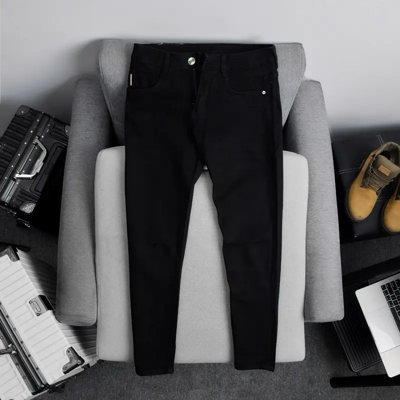 Quần jeans dài đen tuyền rách gối mã đen 6 form slimfit ôm vừa , co giãn 4 chiều
