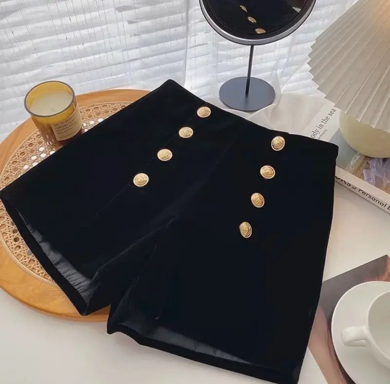 Quần short nhung 8 khuy lưng siêu cao, siêu tôn dáng, phối gì cũng xinh MS70 Nữ Women 4