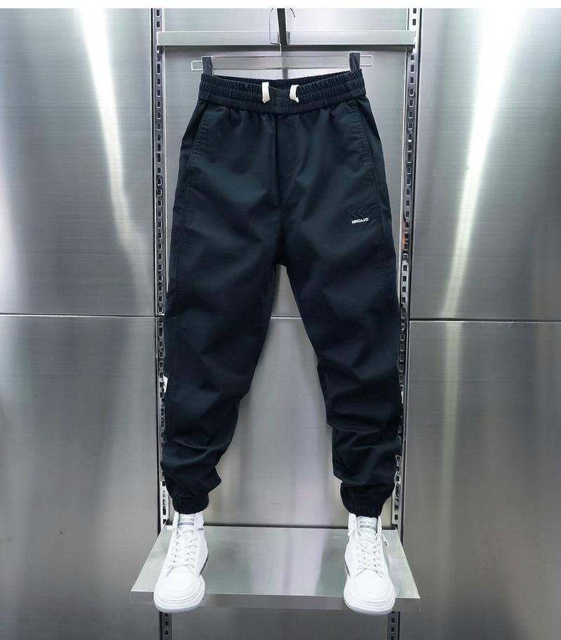 Product Introduction of Quần Jogger, Thương Hiệu Thời Trang Mới Mùa Hè Cho Nam, Phong Cách Hàn Quốc, Dễ Phối Đồ, Chất Liệu Pu, Quần Yếm Đẹp Trai, Túi Rộng Lớn, Quần Harem Ngoài Trời Menswear Pants 23