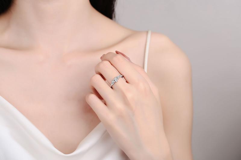 Product Introduction of Summer Trendy Boutique S925 Silver Women's Ring Fashion New Valentine's Day Gift for Girlfriend Horse Eye Moissanite Ring Ornament 7