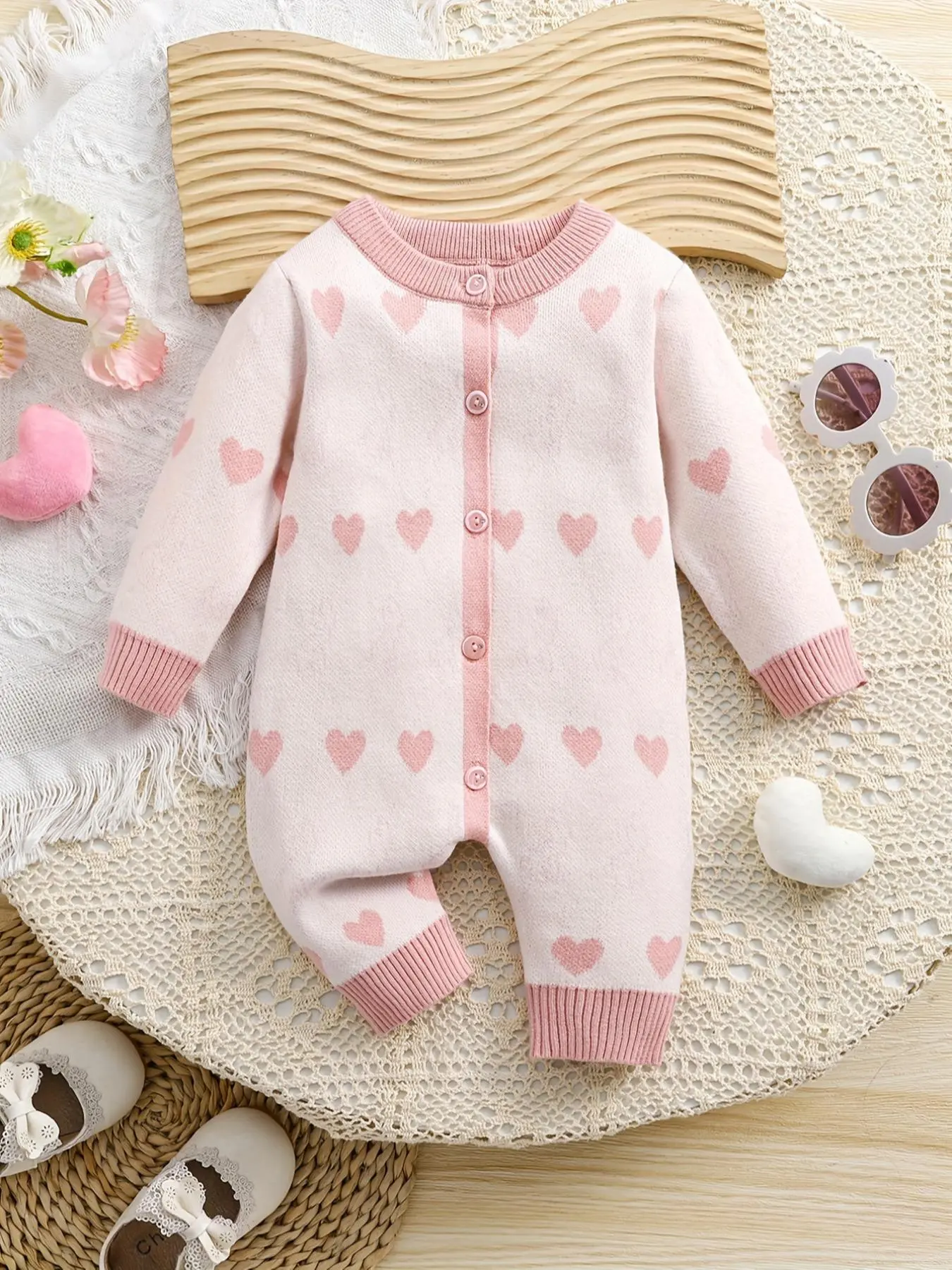 Baby Girl's Heart Pattern Button Front Long Sleeve Jumpsuit, Cute One Piece for Newborn Infant Kids Fall & Winter, Babies Clothes for Daily Wear Valentine's Day, gift