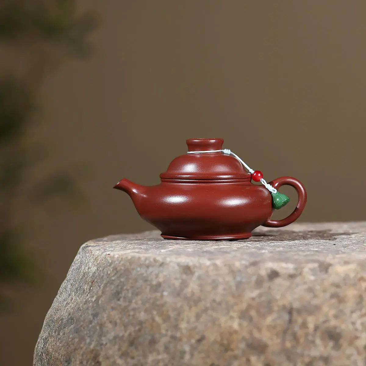 Authentic Yixing Zisha Teapot - 100% Handmade Chinese Tea Set for English Breakfast/Earl Grey (Premium Gift for CNY/Mid-Autumn)