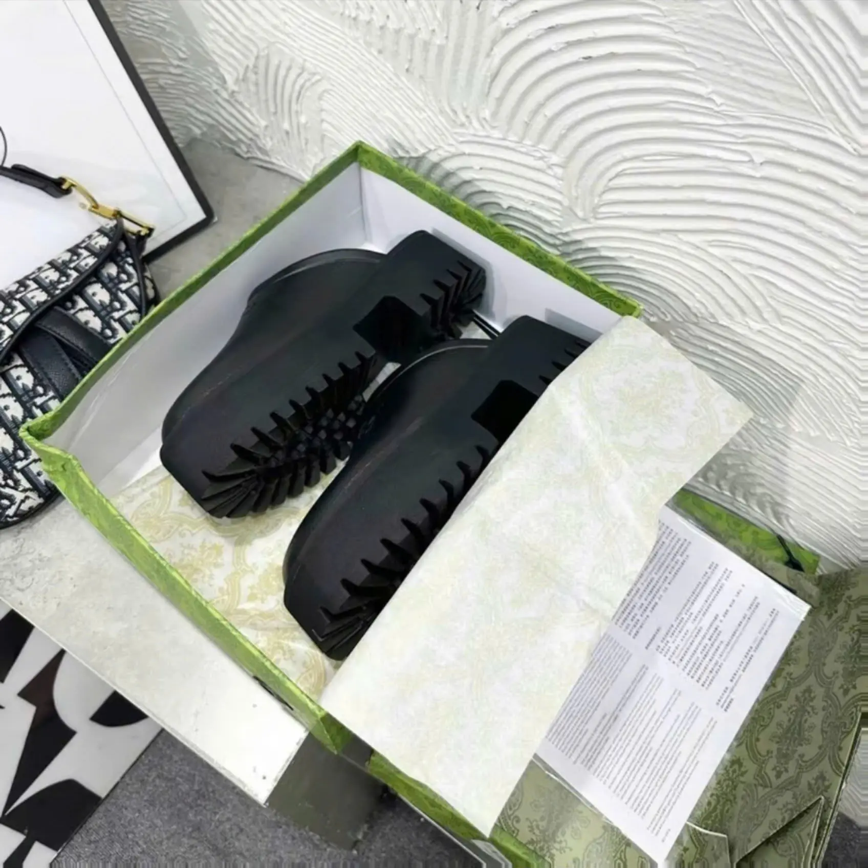 [Full Box] Dép Sục Nữ Khắc Chữ Đế Cao Su Đúc Tăng 5cm DéP  Shoes Sandal