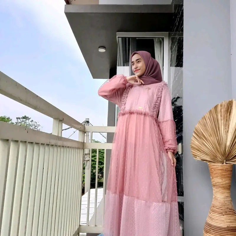 GAMIS BROKAT MALIKA/GAMIS ZULFA/GAMIS MURAH/GAMIS PESTA/GAMIS LEBARAN/ GAMIS Putih Karet Motif Karet Motif Twill Weave Blue daisha dress Muslim Dewasa Mewah Wanita Ruffle Gaun 1