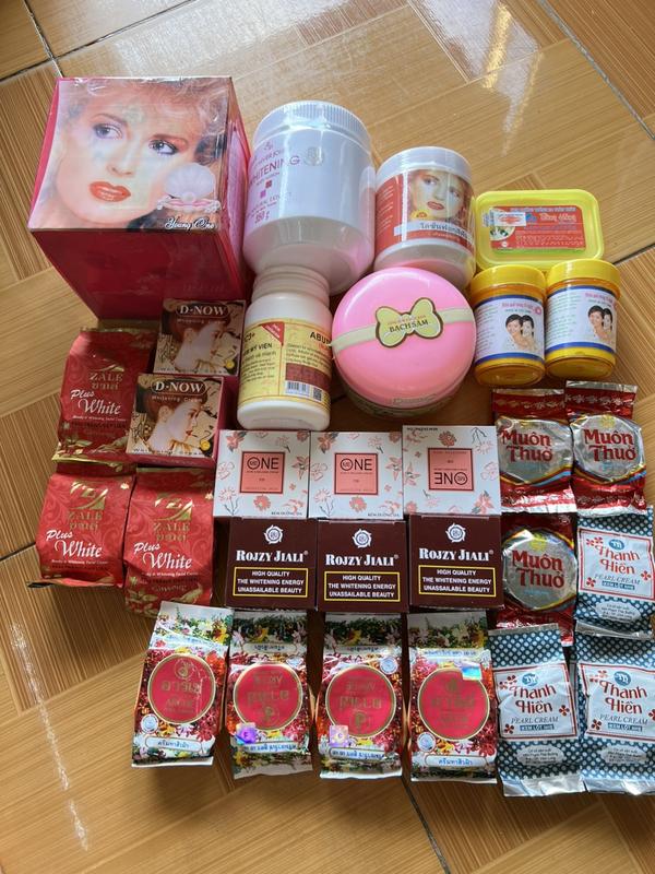 Combo kem body Bạch Sâm tẩy mạnh hơn 1kg kem - Cho da đen lì lâu năm