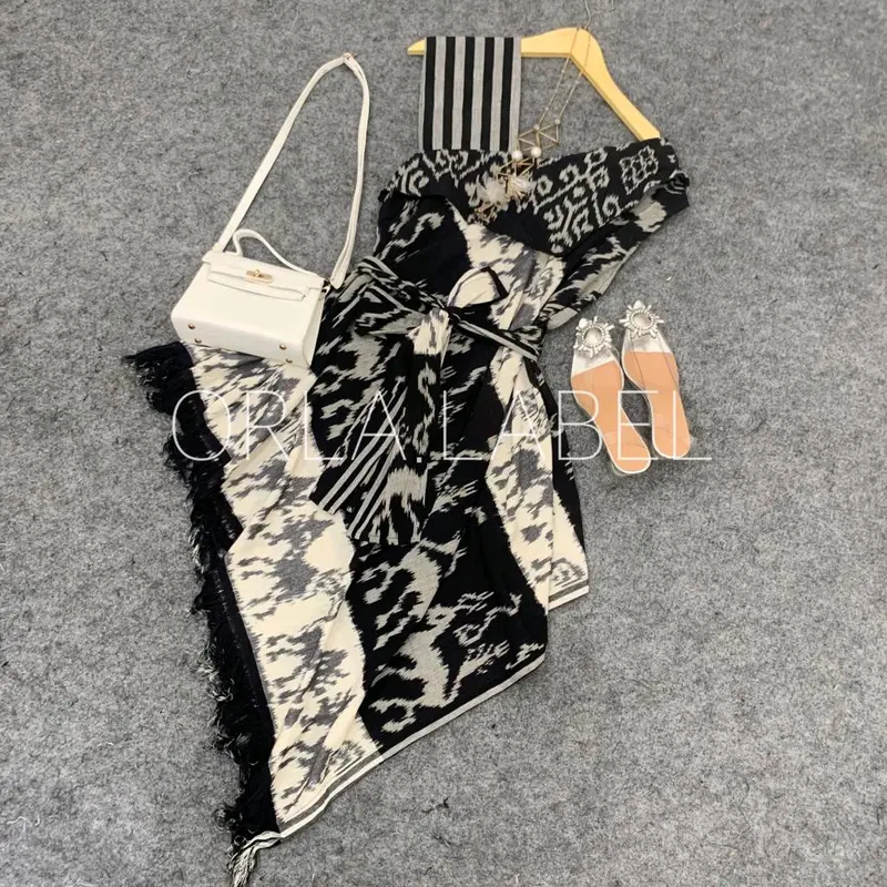 Sashi Mididress 5