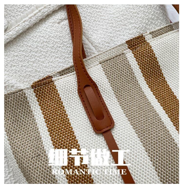 Product Introduction of Túi Vải Bố, Dung Lượng Lớn, Dành Cho Nữ, Túi Tote Thời Trang Người Nổi Tiếng Trên Internet Phổ Biến Mới 2024, Thích Hợp Đi Làm Và Đi Làm, Túi Đeo Vai Lớn 2