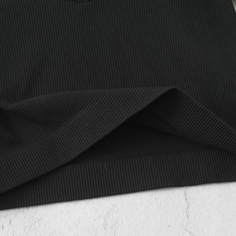 Product Introduction of European and American Yoga Wear Sexy Stretch Yoga Seamless Sports Top Short Sleeve V-Neck Slim Fit Solid Color Ribbed T-Shirt 23