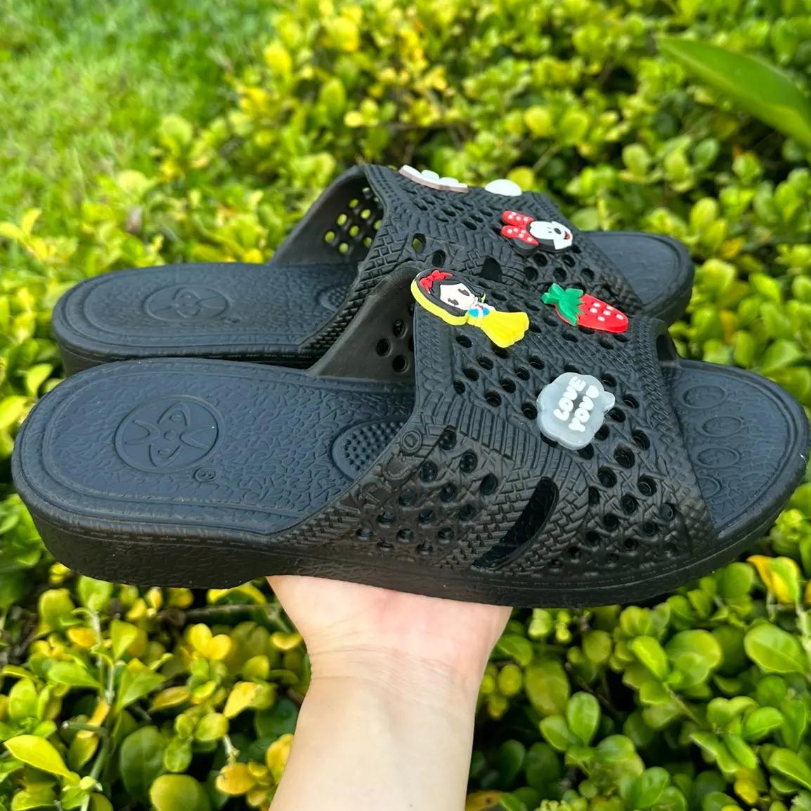 [Tặng Sticker] Dép tổ ong [Size 39-43] vật liệu EVA cao cấp siêu bền, siêu nhẹ, chống trơn trượt, Form SIZE LỚN CHÂU ÂU