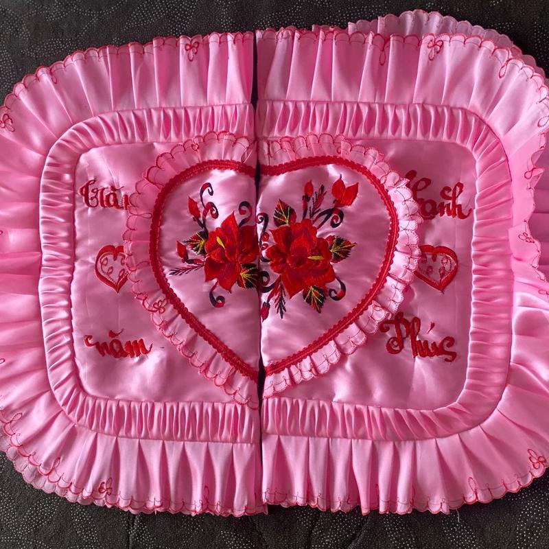 CẶP VỎ GỐI NẰM CƯỚI THÊU TAY ĐẸP