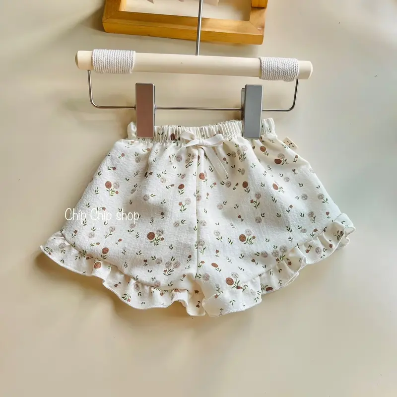 Quần đùi bèo chất đũi mềm mát cho bé gái(3-15kg) 1