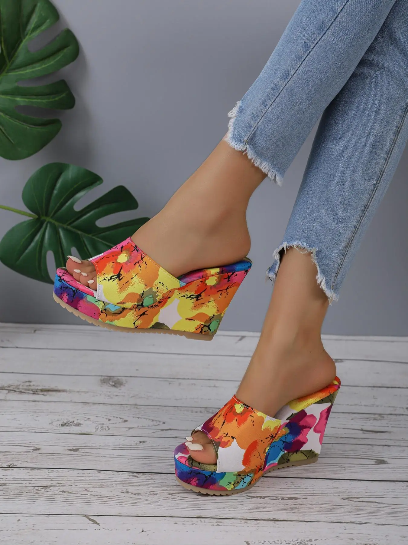Women's Floral Print Slip-on Wedge Sandals, 1 Pair Boho Style Fashionable Wedge Sandals for Summer, Casual Comfortable Platform Shoes for Daily Wear