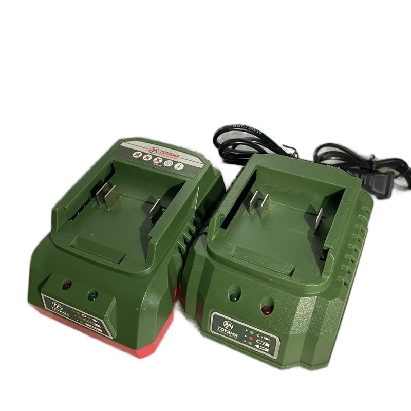 Sạc Bàn Nhanh 2.0A Toyama chân pin phổ thông, sử dụng nguồn điện 100V-240V, bảo hành 6 tháng