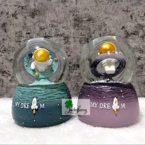 Snowball /Pajangan Bola Kaca Musik Box Astronot My Dream  XL (100) + Lampu Salju Otomatis