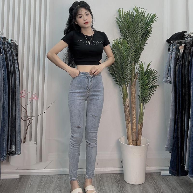 Quần Jean Nữ Ôm Xanh Nhạt Rách 2 Bên Đùi Vải Cotton Co Giãn Cá Tính Q20 - Bảo Châu Jeans (NHẬN HÀNG KHÔNG ƯNG LIÊN HỆ SHOP ĐỂ ĐỔI TRẢ NHÉ) Pants Denim Women Có Túi