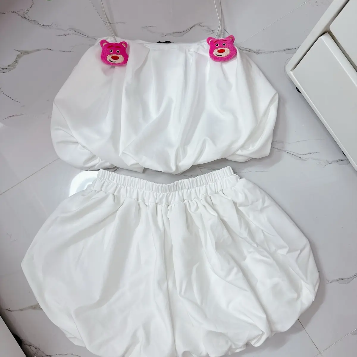 SET ÁO 2 DÂY ĐÍNH GẤU KÈM QUẦN BÍ PHỒNG