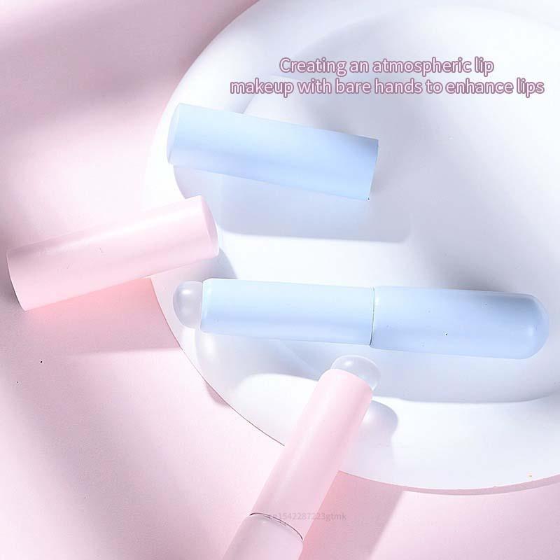 Product Introduction of Upgrade Silicone Lip Brush With Cover Angled Concealer Brushes Lip Balm Lip Gloss Round Head Concealer Brushes Make Up Brushes 43