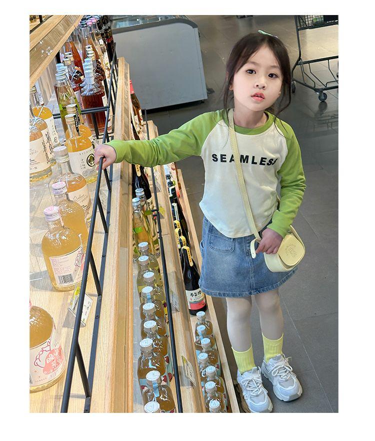 Product Introduction of De Rong Raglan Long Sleeve T-Shirt 2024 Autumn New Color-Block Raglan Sleeve Slim Fit Base Shirt for Kids 10