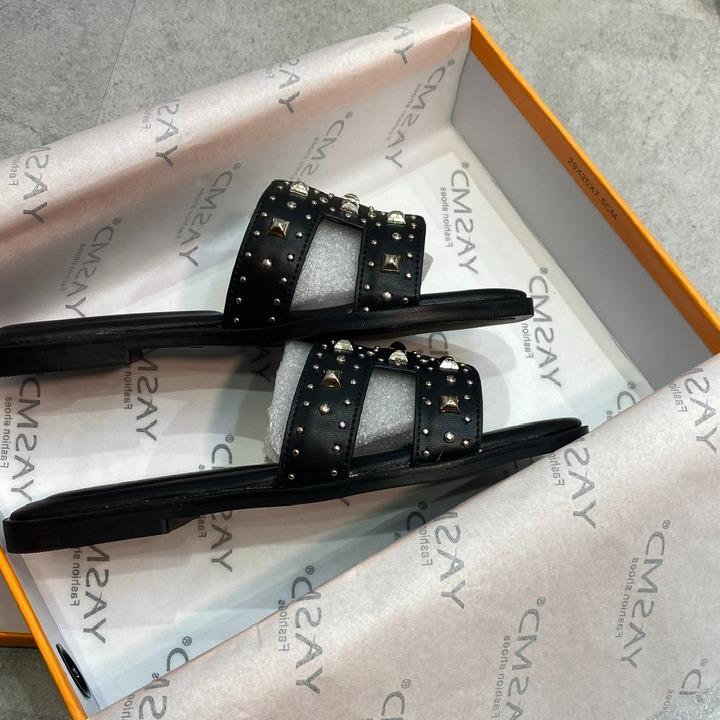 Chân Gầy Lùi Sai Dép Lê Đinh Đế Bệt 2 cm Chữ 2025  DéP Nữ