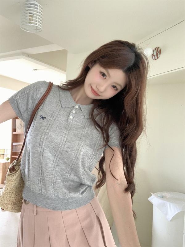 Áo polo thêu nơ mảnh len lông phối chân váy xếp ly cạp cao đính nơ DELIZ - SET PL11 3