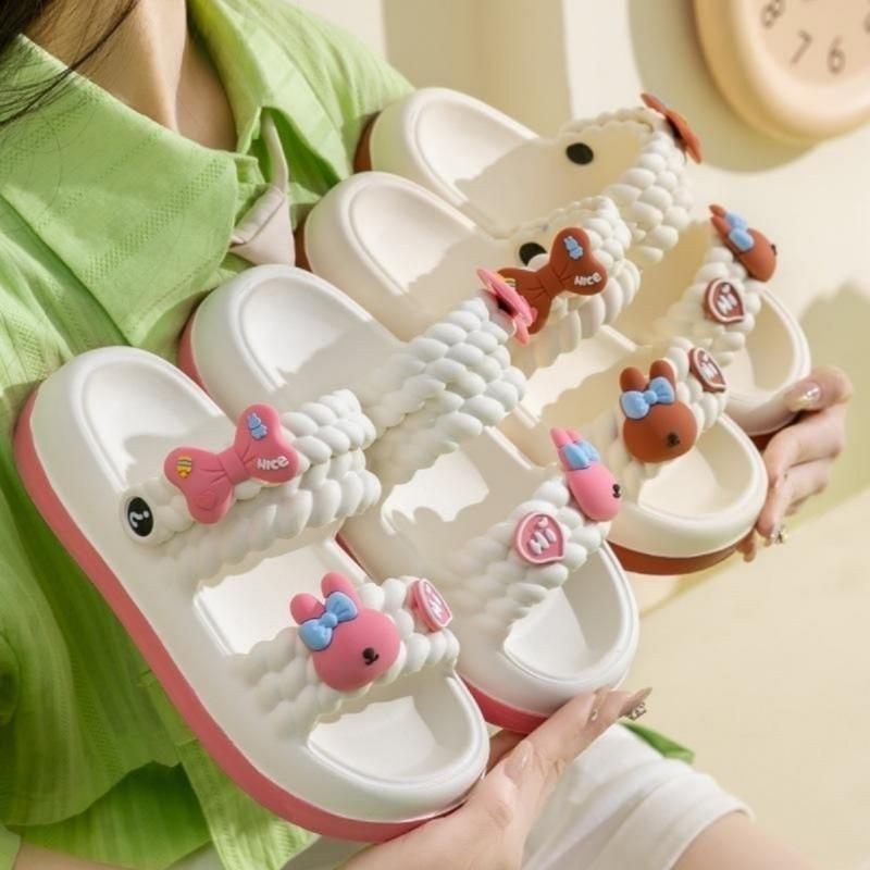 Dép sandal nữ quai ngang Sticker hottrend 2024 gắn quai hậu phong cách mùa hè kiểu dáng Basic D7776